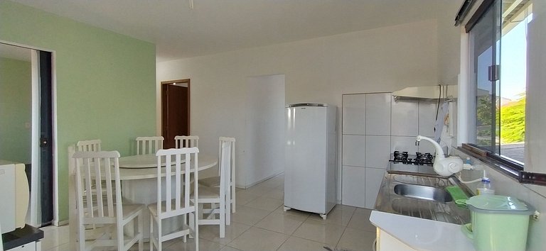 Casa c/ 2 suítes - 650m praia e prox - BetoCarrero