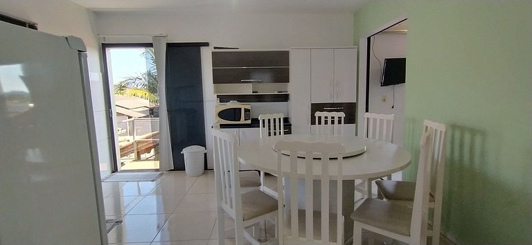 Casa c/ 2 suítes - 650m praia e prox - BetoCarrero