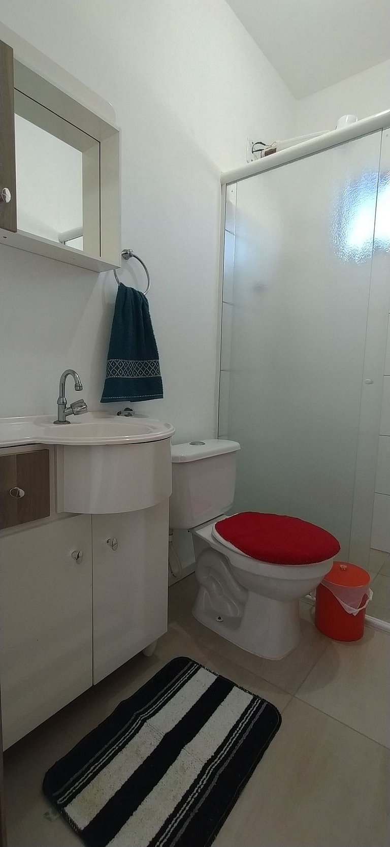 Casa c/ 2 suítes - 650m praia e prox - BetoCarrero