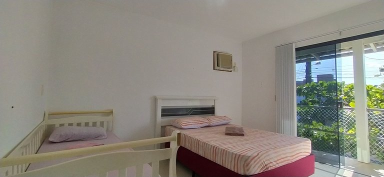 Casa c/ 2 suítes - 650m praia e prox - BetoCarrero