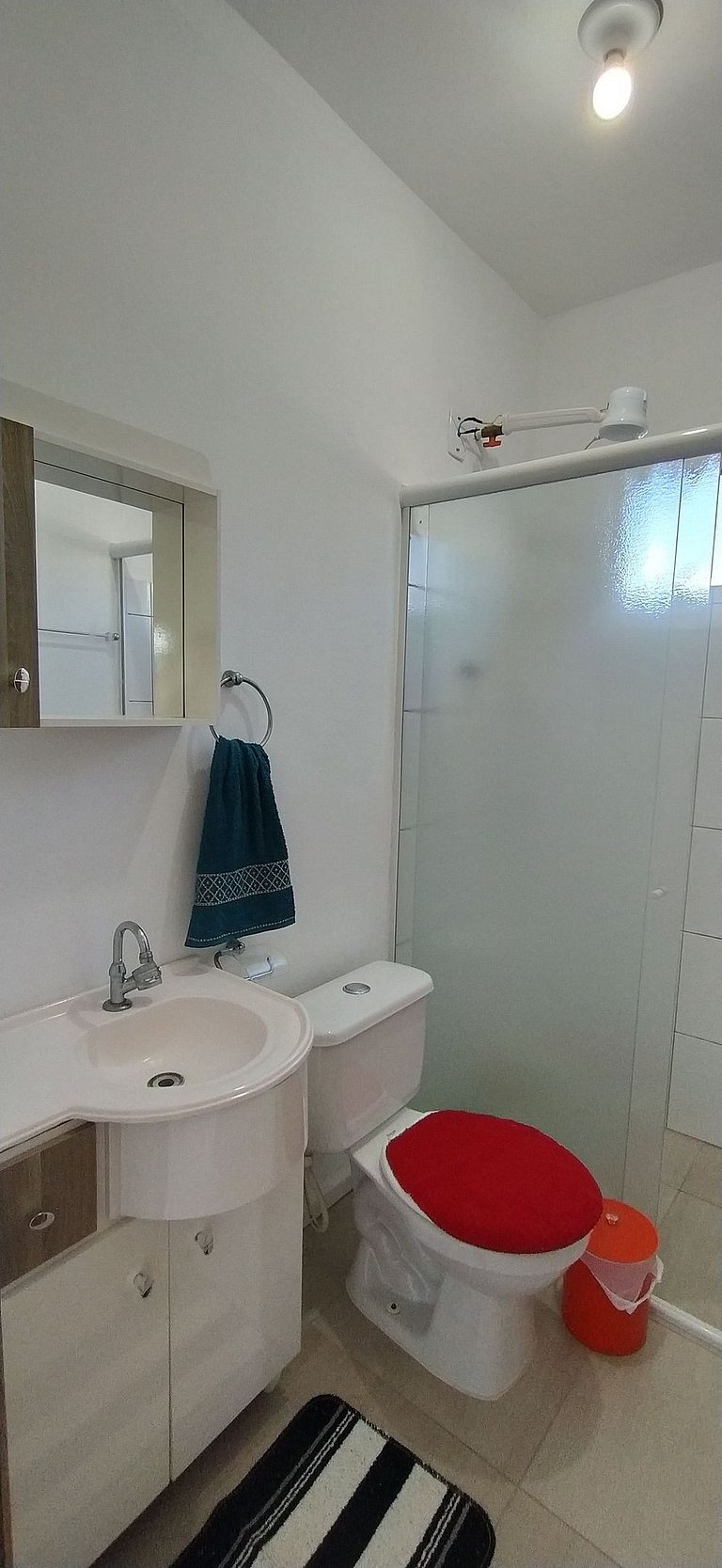 Casa c/ 2 suítes - 650m praia e prox - BetoCarrero