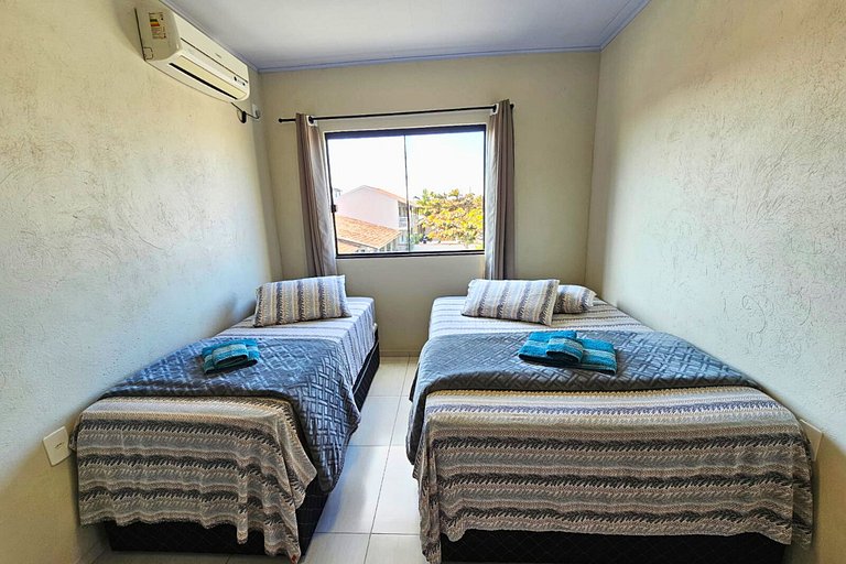 Loft 02 I 260m da Praia I C/ AR I filmes e Series