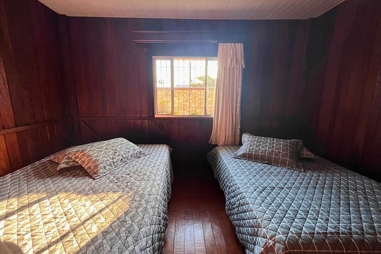 Casa 3 Quartos | 8 Pessoas | Praia + Parque + WIFI