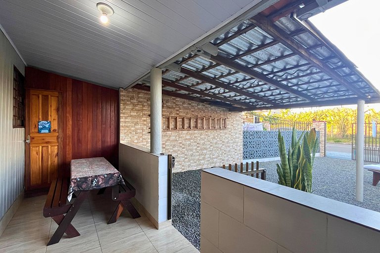 Casa 3 Quartos | 8 Pessoas | Praia + Parque + WIFI