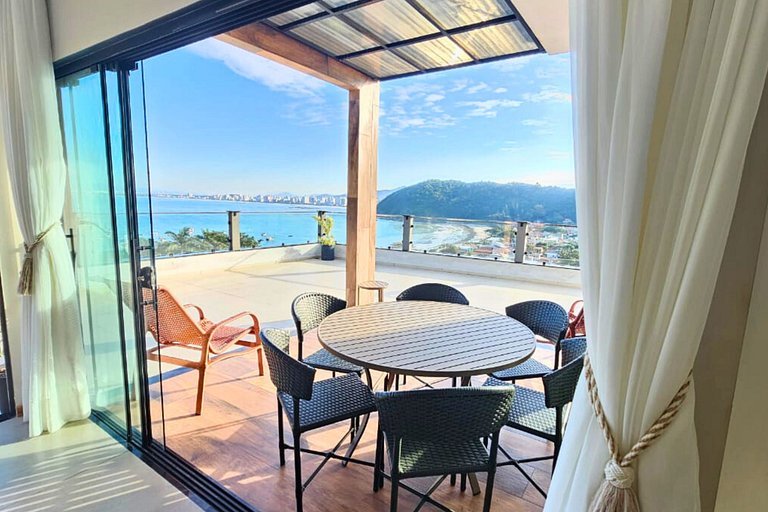 Pedaço do paraíso/Casa da colina/Praias & Trilhas
