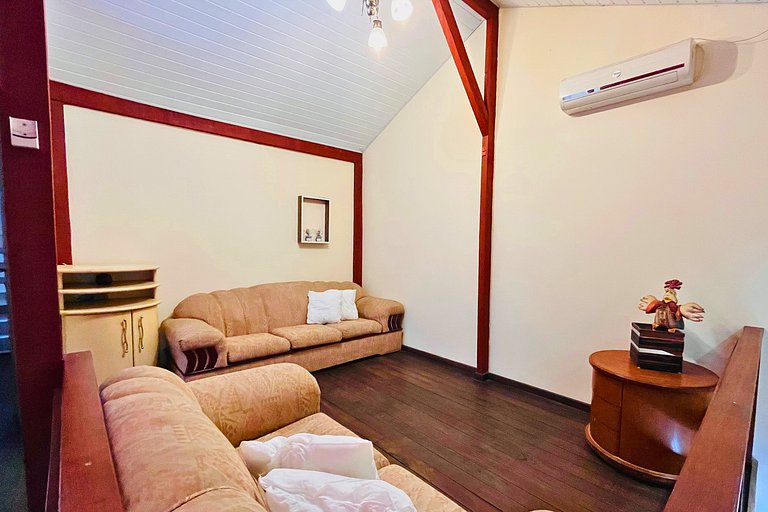 Casa de Praia 5 qtos (Suíte Térrea)WiFi+200m Praia