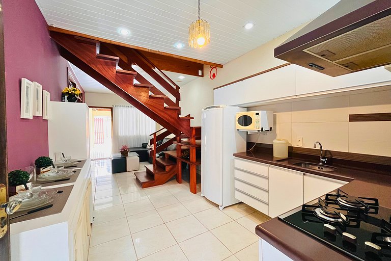 Casa de Praia 5 qtos (Suíte Térrea)WiFi+200m Praia