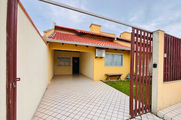 Casa de Praia 5 qtos (Suíte Térrea)WiFi+200m Praia