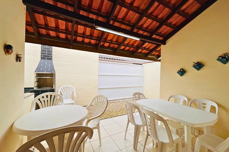 Casa de Praia 5 qtos (Suíte Térrea)WiFi+200m Praia