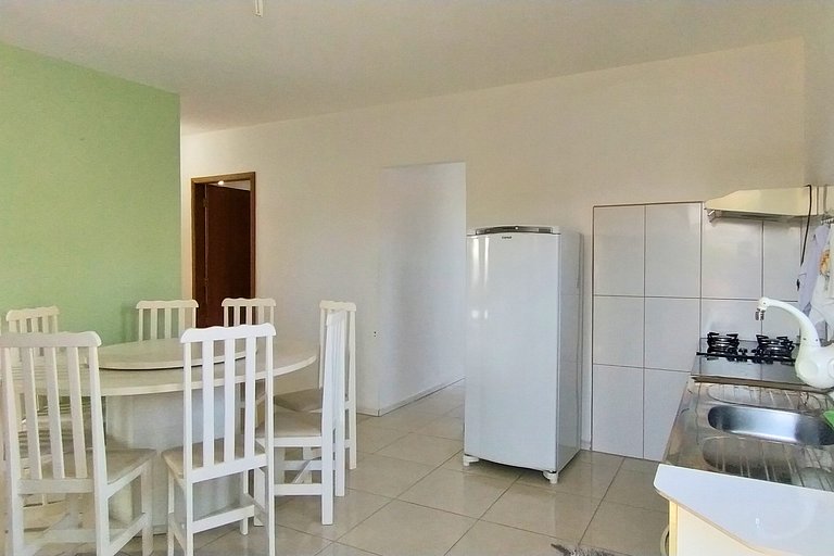 Casa c/ 2 suítes - 650m praia e prox - BetoCarrero