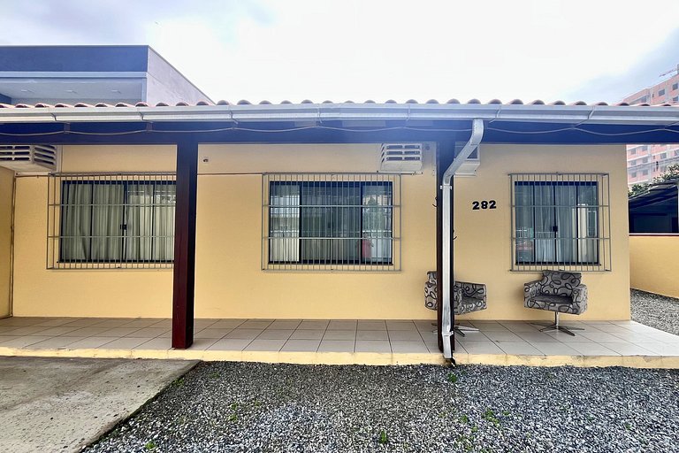 Casa 230m Praia | 4 Quartos | Ar+Wi-Fi |12pessoas|