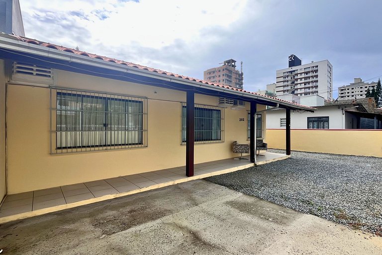 Casa 230m Praia | 4 Quartos | Ar+Wi-Fi |12pessoas|