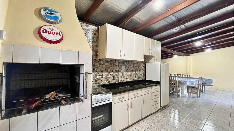 Casa 230m Praia | 4 Quartos | Ar+Wi-Fi |12pessoas|