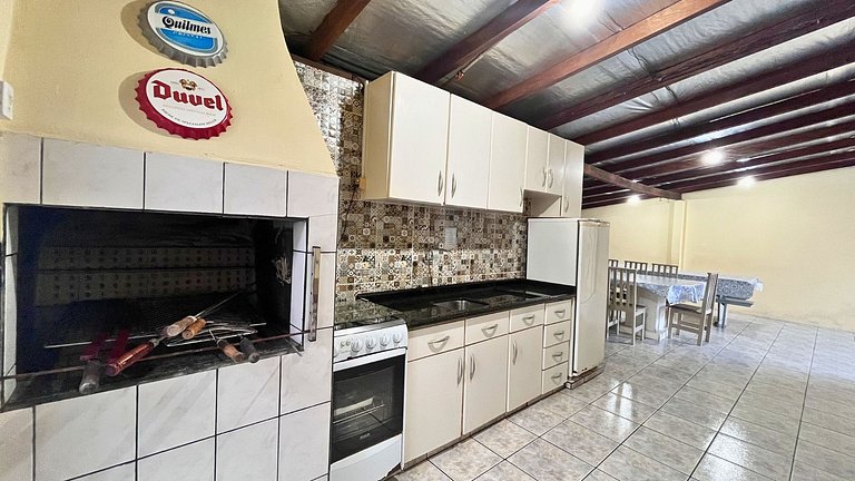 Casa 230m Praia | 4 Quartos | Ar+Wi-Fi |12pessoas|
